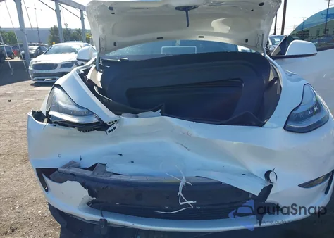 2021 Tesla Model Y Long Range Dual Motor All-Wheel Drive from USA, damaged, VIN 5YJYGDEE5MF214824